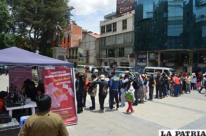 Mucha gente esperó al último día para empadronarse
