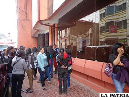Protesta de comensales derivó en gasificación