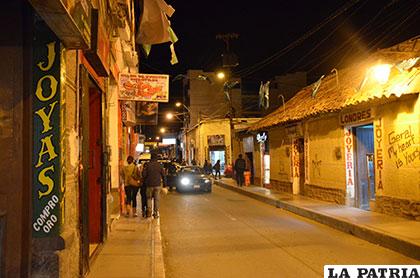 La calle de las joyerías ayer fue escenario de un hecho delictivo