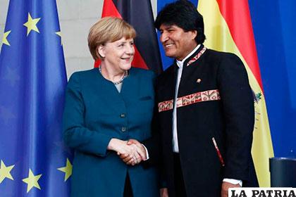 La canciller Ángela Merkel y el Presidente Evo Morales /telam.com.ar