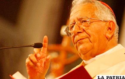 Población orureña acudirá a misa para orar por la salud del Cardenal Julio Terrazas