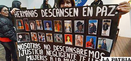 Mujeres piden un alto a los feminicidio /consuladodebolivia.com.ar