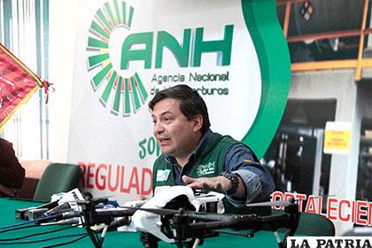 El gerente general de la ANH, Gary Medrano, informo sobre la reglamentación de venta de combustible /APG