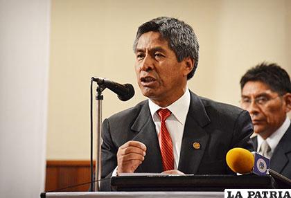 El presidente de Feduto, Renán Guzmán, durante la inauguración del Congreso Ordinario en Oruro
