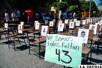 Protestas por la desaparición de estudiantes de Ayotzinapa /EFE