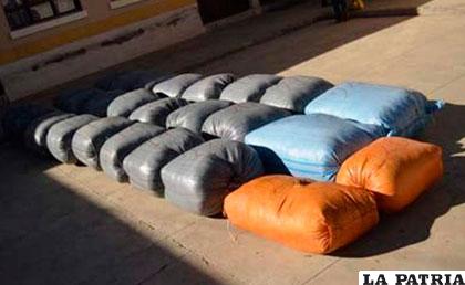 Los sacos de coca secuestrados por la Felcn