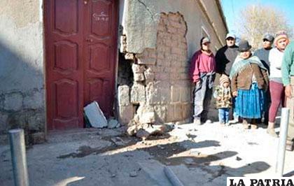 La casa donde impactó el vehículo