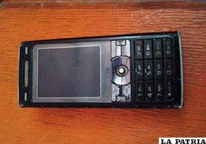 El celular olvidado
