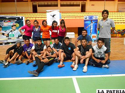 Oruro en handball participó en competencias internacionales