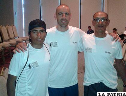 Pablo Antonio y Jhony Rocha junto a Mauro Machado