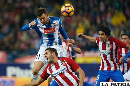 Atlético de Madrid perdió terreno al empatar 0-0 con Espanyol