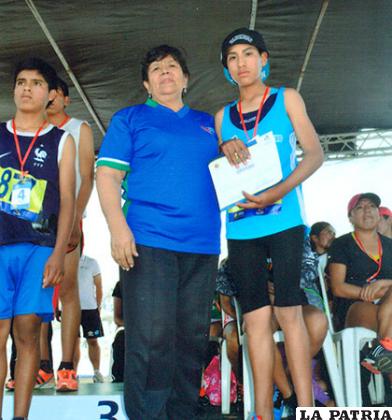 En la carrera pedestre 10K de Santa Cruz terminó quinto
