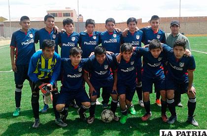 La representación de La Salle no pudo hacer pie ante La Cantera