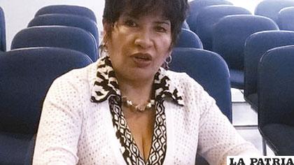 Yanela Zárate, gerente de la Asociación de Líneas Aéreas /paginasiete.bo