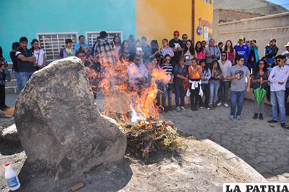 Las tradiciones son parte del turismo boliviano /Archivo