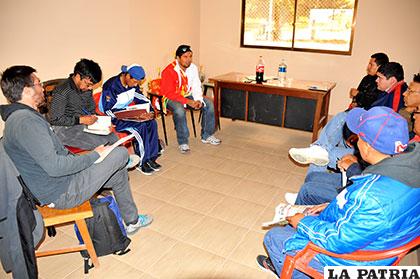 Directivos del béisbol nacional volverán a reunirse en Oruro