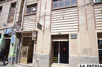 El edificio Tapia, donde ocurrió el robo agravado
