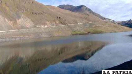 Espejo de agua de la represa de Tacagua se redujo de forma alarmante /boliviaentusmanos.com