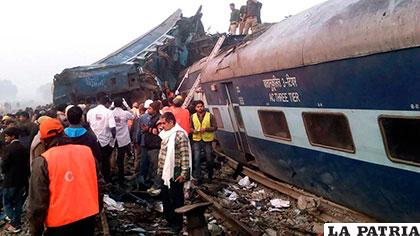 146 muertos al descarrilarse varios vagones del tren en el Norte de la India el 20 de noviembre