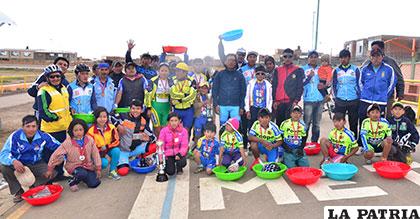 Los ganadores de la competencia de ciclismo