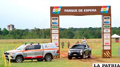 Ingreso al aparcamiento cerrado en la base aérea de ?u Guasú /paraguay.com