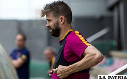Gerard Piqué se incorporó a los entrenamientos del Barcelona
