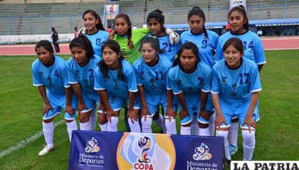 La selección orureña en damas cumple una buena campaña en el torneo