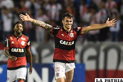 Doblete de Felipe Vizeu para el triunfo del Flamengo en Barranquilla