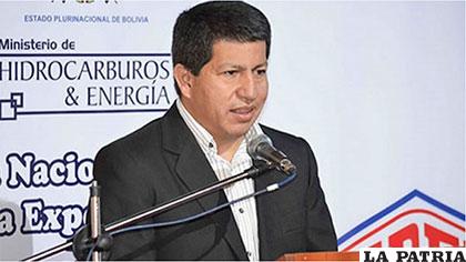 Ministro de Hidrocarburos, Luis Alberto Sánchez