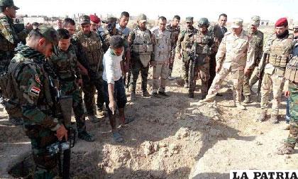 Encuentran dos fosas comunes con 140 cadáveres en Irak 