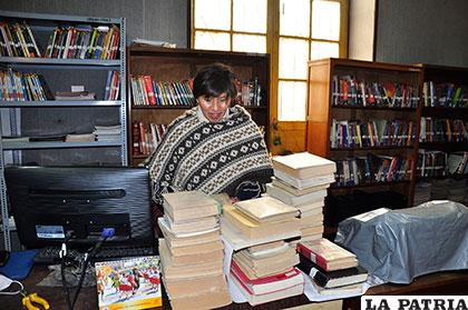 Bibliotecarios convocados a taller de actualización