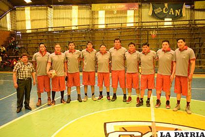 Municipal cumple una buena labor, ganó los dos partidos que jugó en la primera jornada