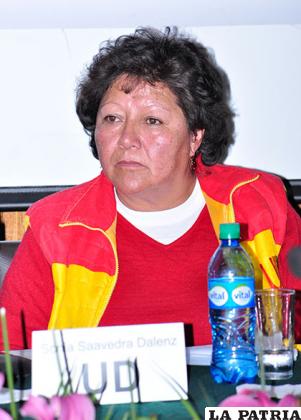 SONIA SAAVEDRA (EX PDTA. COMIT? CÍVICO): 