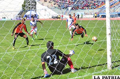 El partido de vuelta se jugó en Oruro, también empataron 1-1