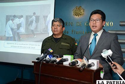 El viceministro de Régimen Interior y Policía, José Luis Quiroga, en conferencia de prensa