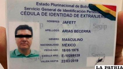 Carnet del mexicano con que fue capturado en Brasil /ERBOL