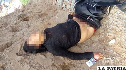 La mujer fue hallada en la zanja de coronación