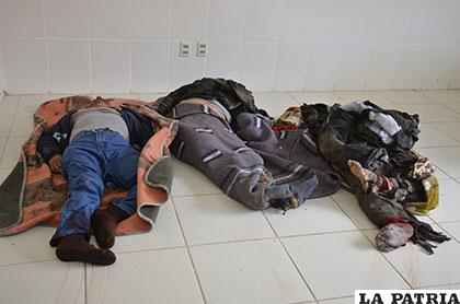 Los cuerpos de los fallecidos fueron llevados a la morgue