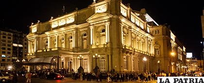El mítico teatro bonaerense / Lugares Turísticos de Argentina