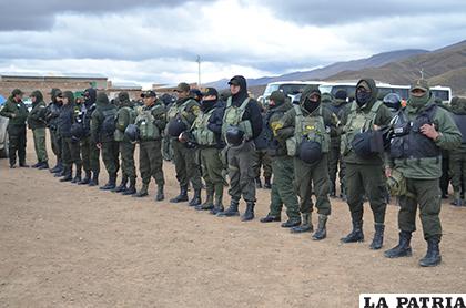 Policías realizaron varios operativos en zonas de Huanuni /Archivo LA PATRIA
