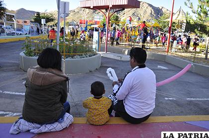 Padres de familia e hijos deben fortalecer sus lazos afectivos / LA PATRIA/ARCHIVO