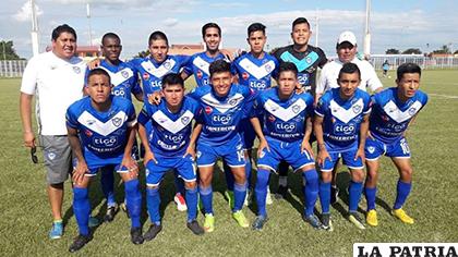 El plantel juvenil de San José que jugó ante Blooming en Santa Cruz/ Facebook