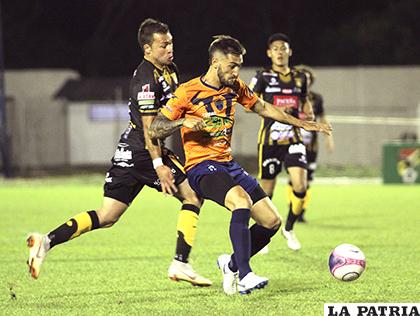 En la ida empataron 2-2 en Santa Cruz el 14/09/2018 / APG