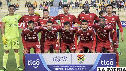 El plantel de jugadores de Royal Pari /APG