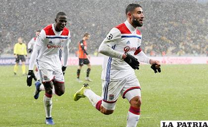Lyon logró un empate de visita ante el Shakhtar 1-1 que le valió para clasificar /as.com