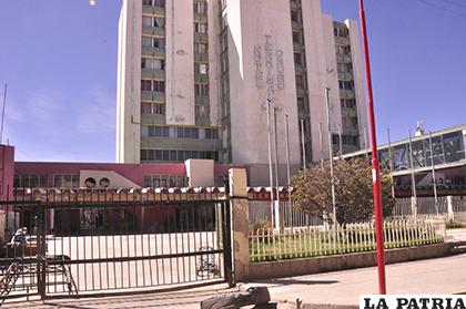 Gobernación tiene el dinero suficiente para pagar a ex copropietarios de la terminal 