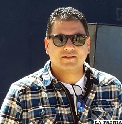 ROBERTO BARDALES (DIRECTOR JURÍDICO a.i.) Fue asesor jurídico en la última gestión de Edgar Bazán y vuelve a asumir funciones de manera interina, en reemplazo de Raúl Aquino, quien fue defensor de la gestión de Hilaria Sejas