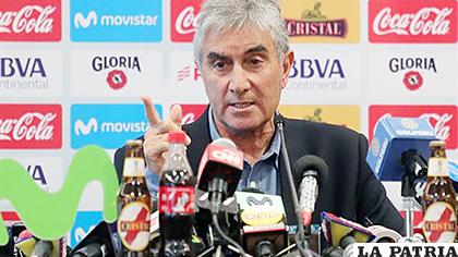 Juan Carlos Oblitas seguirá como director deportivo de la FPF /eurosport.com