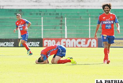 Universitario, tras el empate 1-1 ante Destroyers, descendió de manera directa /APG