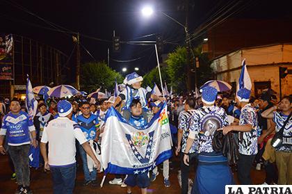 La alegría en los hinchas fue desbordante/ Dehymar Antezana LA PATRIA
